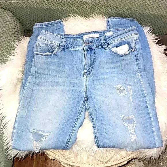 Eunina Distressed Skinny - Picture 1 of 4